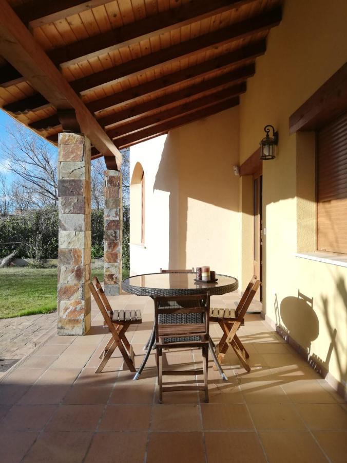 Villa La Cuquina Villaturiel Exterior foto